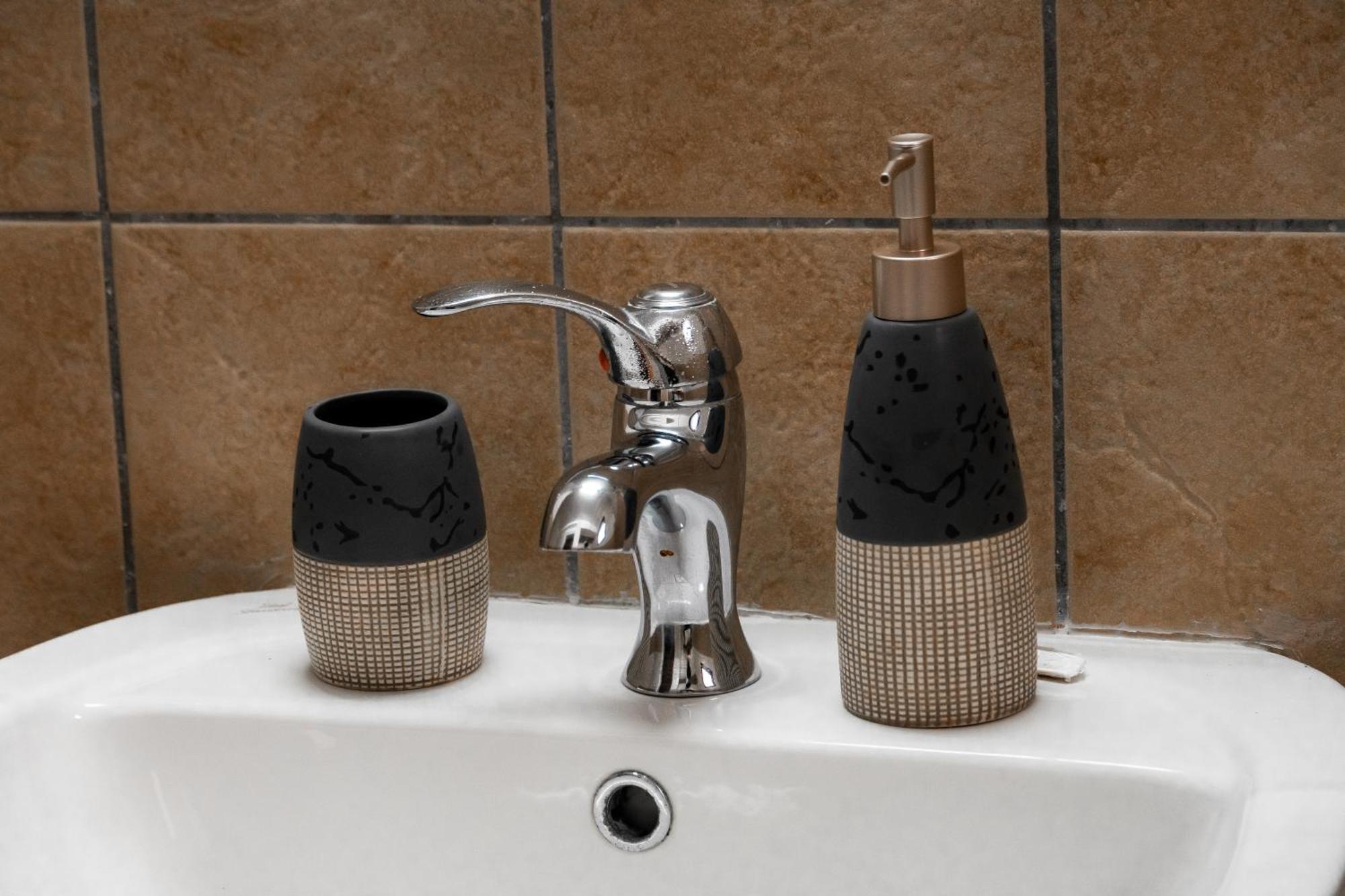 Nissus Urban Hostel Αγία Νάπα Δωμάτιο φωτογραφία