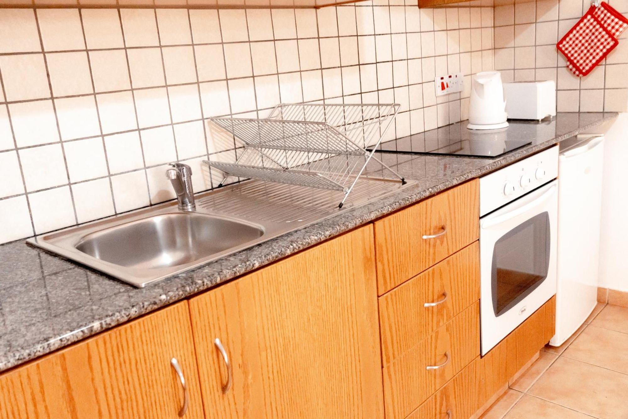 Nissus Urban Hostel Αγία Νάπα Δωμάτιο φωτογραφία